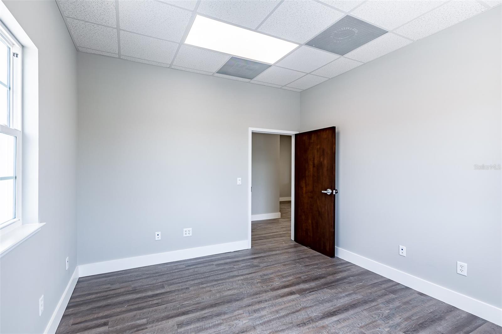 Image 15 of 26 For 1500 Venice Avenue 4f