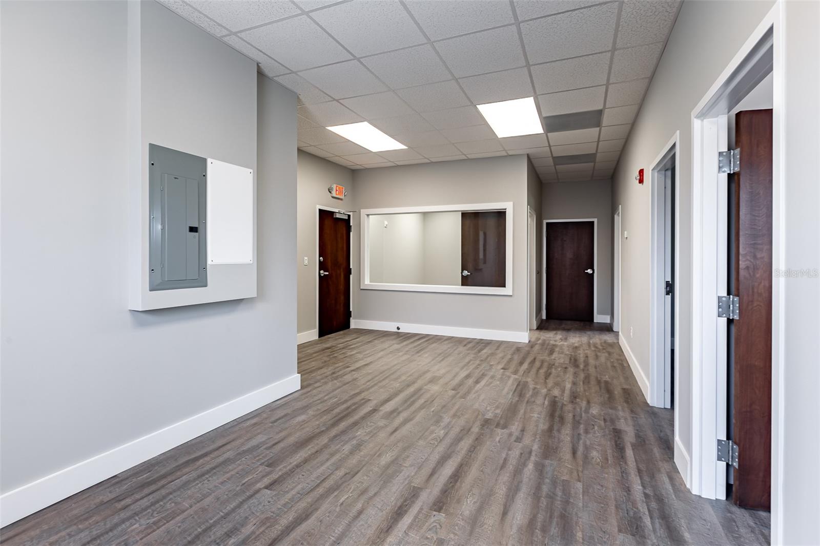 Image 24 of 26 For 1500 Venice Avenue 4f