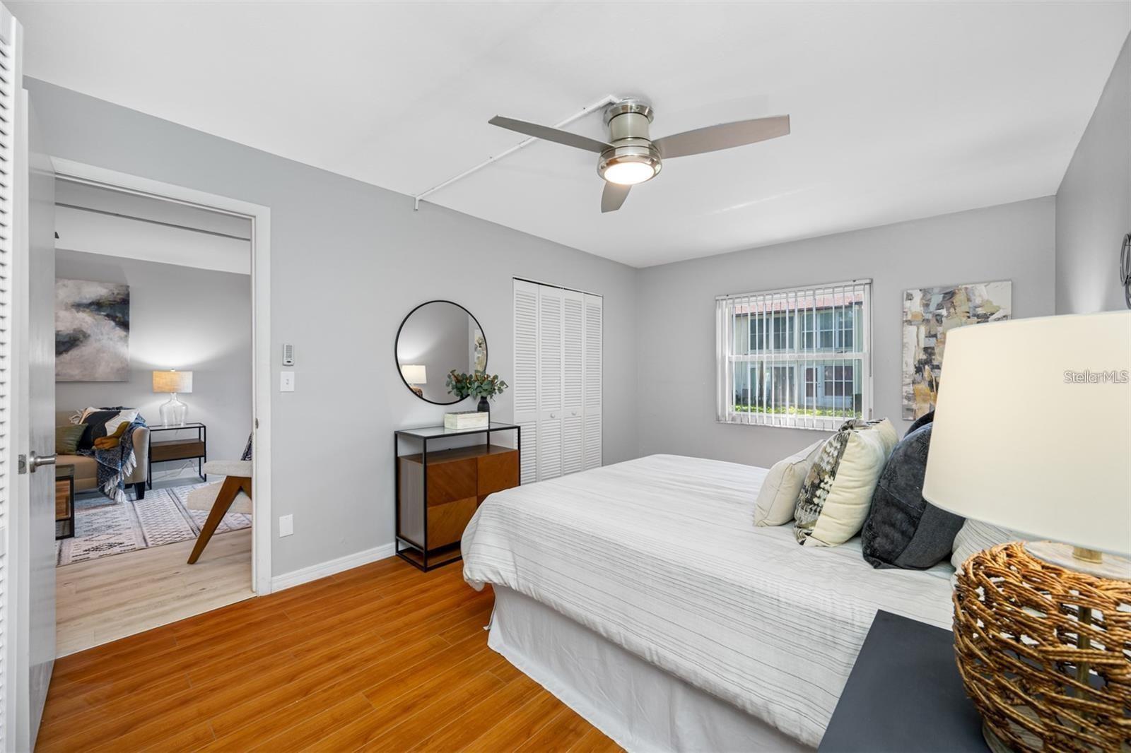 Image 13 of 19 For 1100 Bay Drive 82