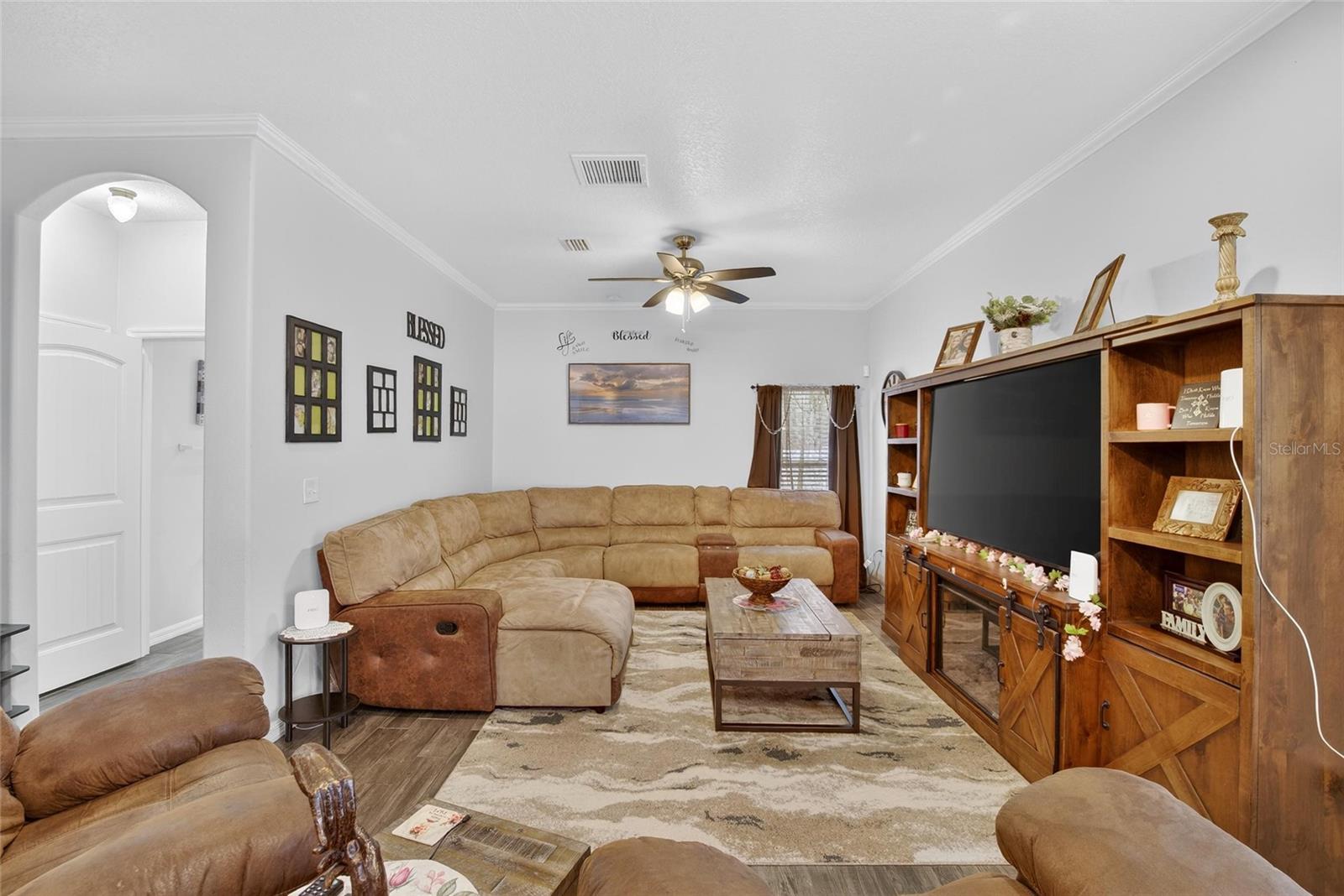 Image 18 of 30 For 730 Pinner Court