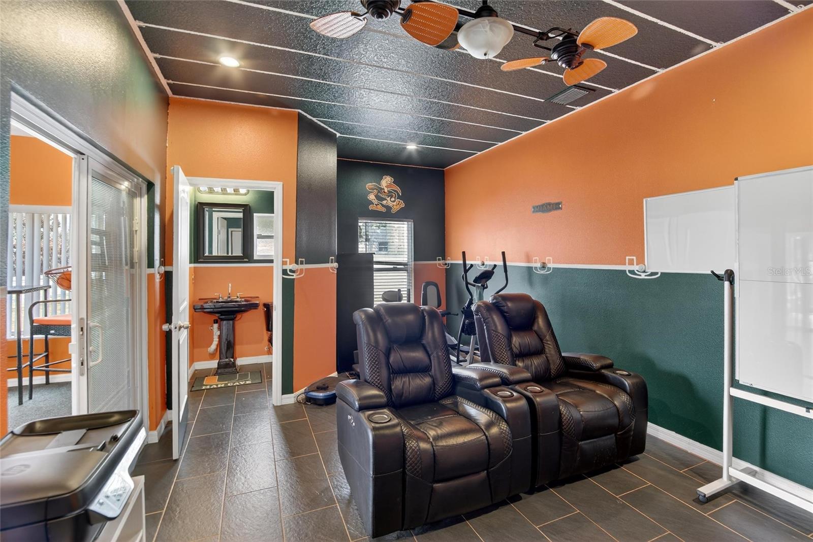 Image 23 of 30 For 730 Pinner Court