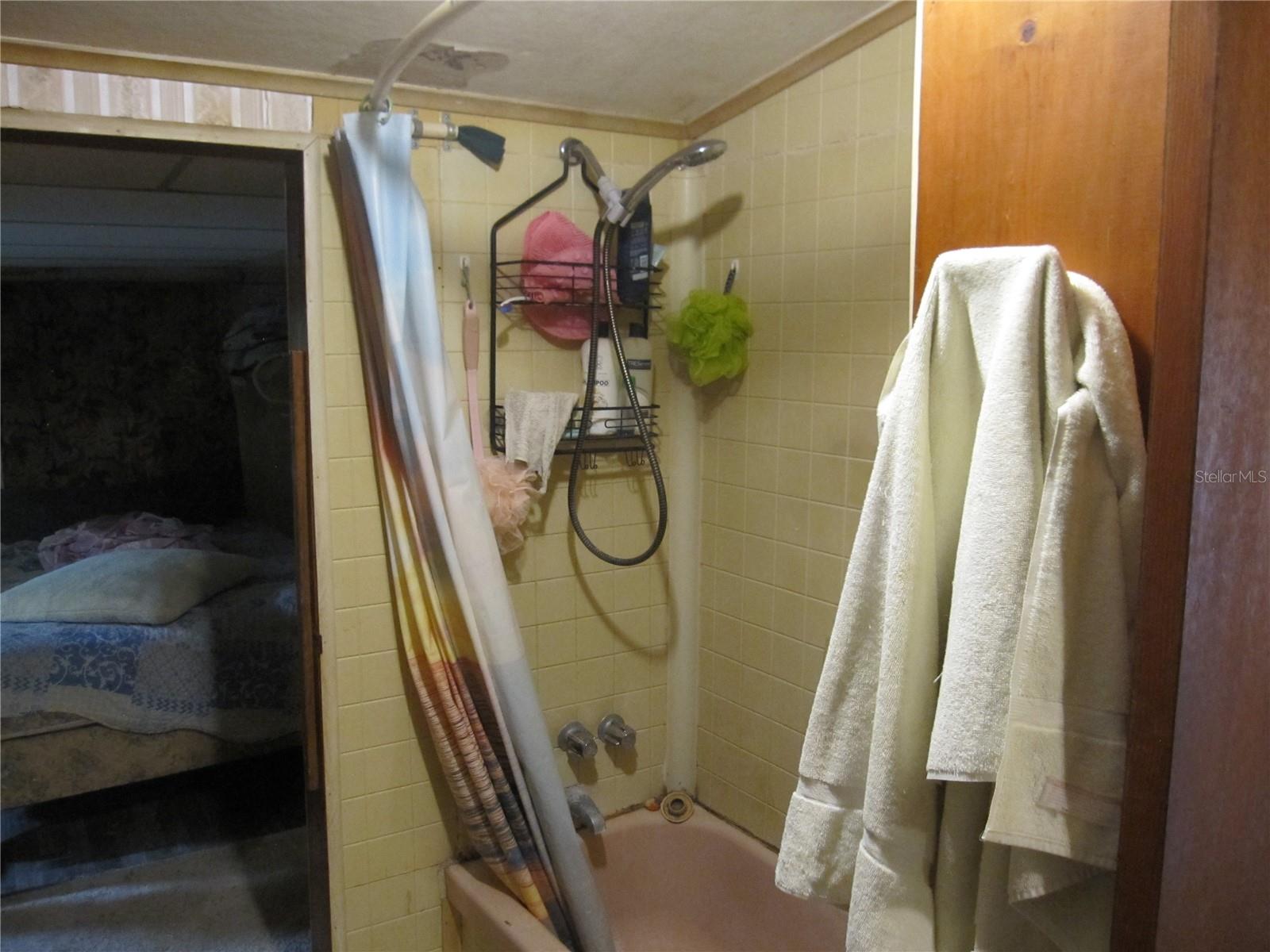 Image 15 of 30 For 37736 Phelps Road