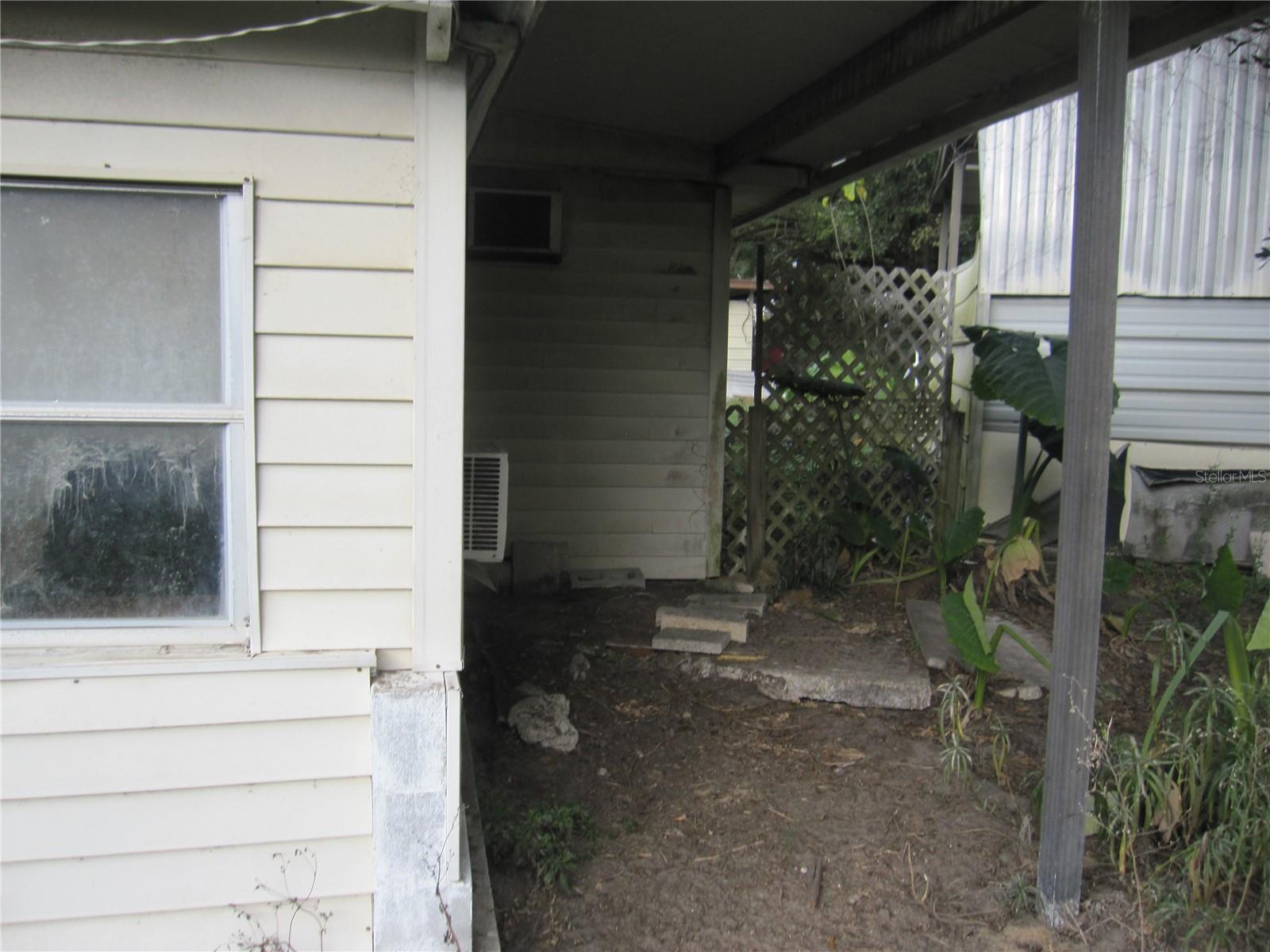 Image 8 of 30 For 37736 Phelps Road