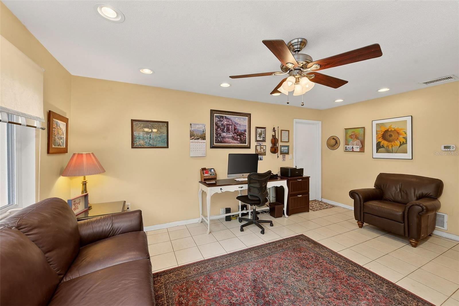 Image 16 of 48 For 3031 Rosemary Drive