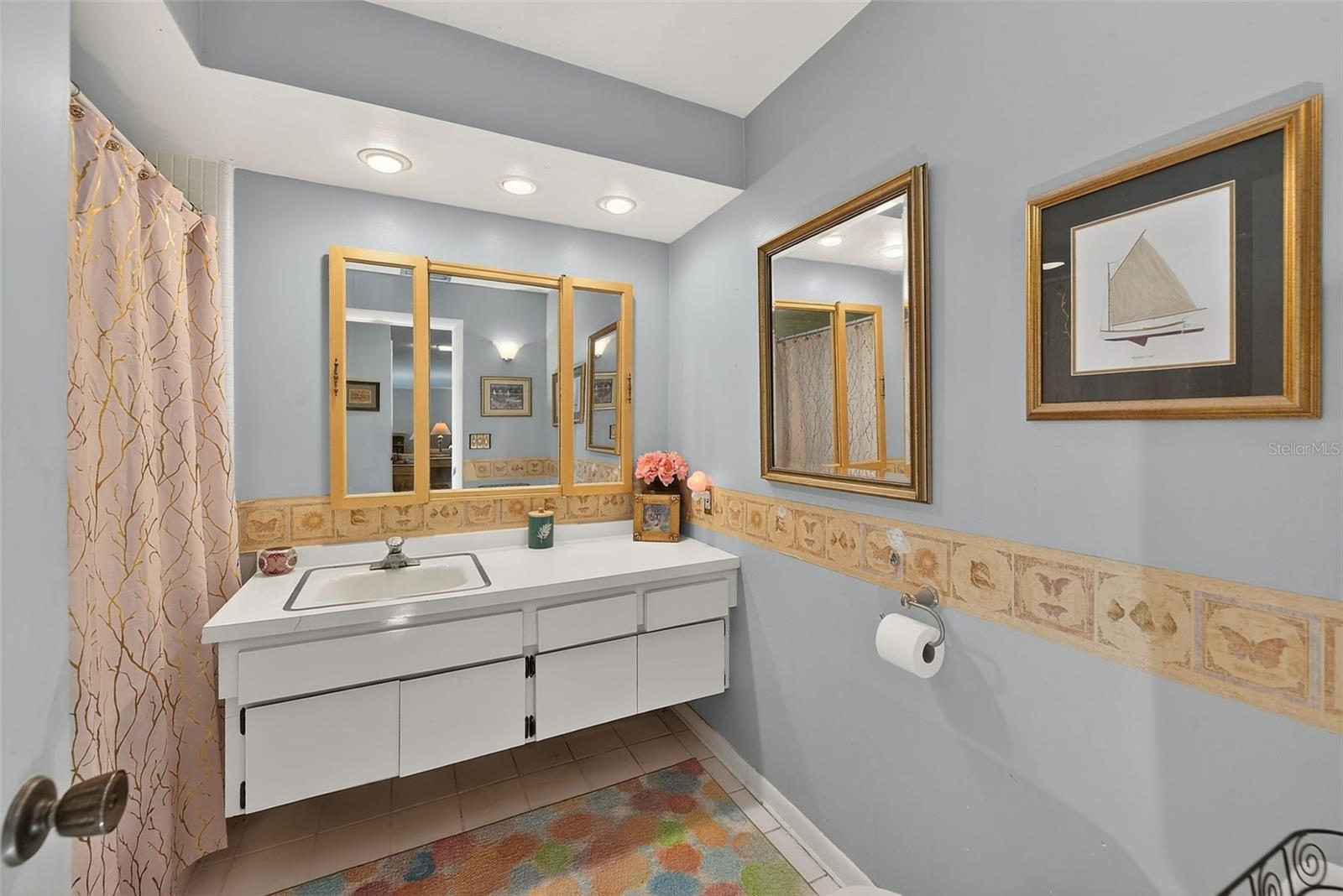 Image 28 of 48 For 3031 Rosemary Drive