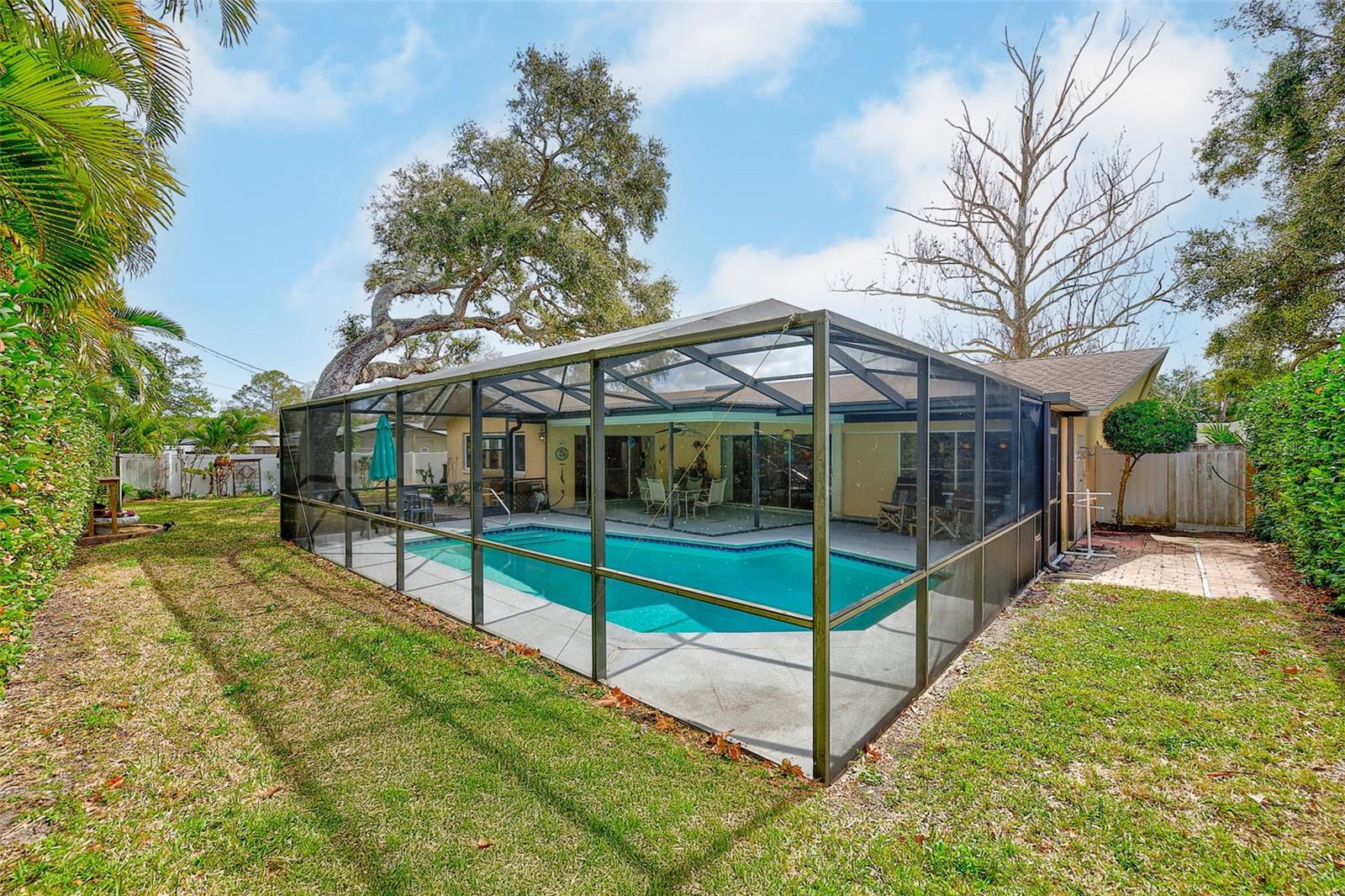 Image 36 of 48 For 3031 Rosemary Drive