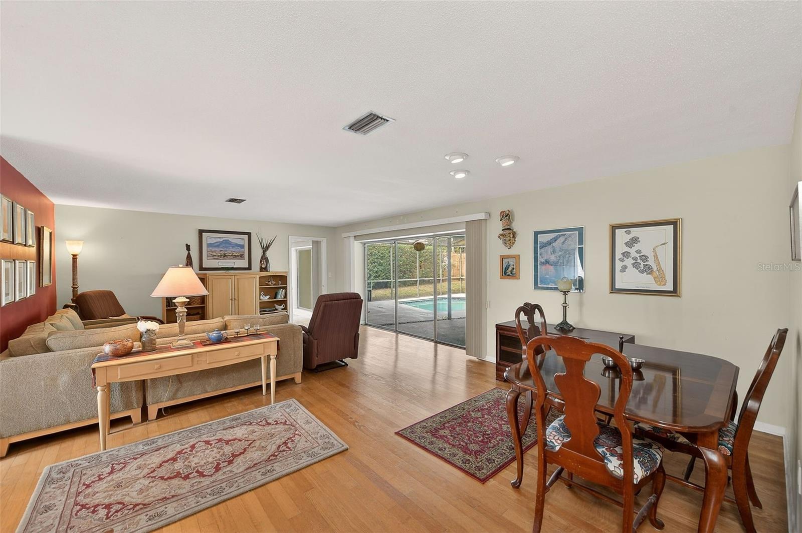 Image 5 of 48 For 3031 Rosemary Drive