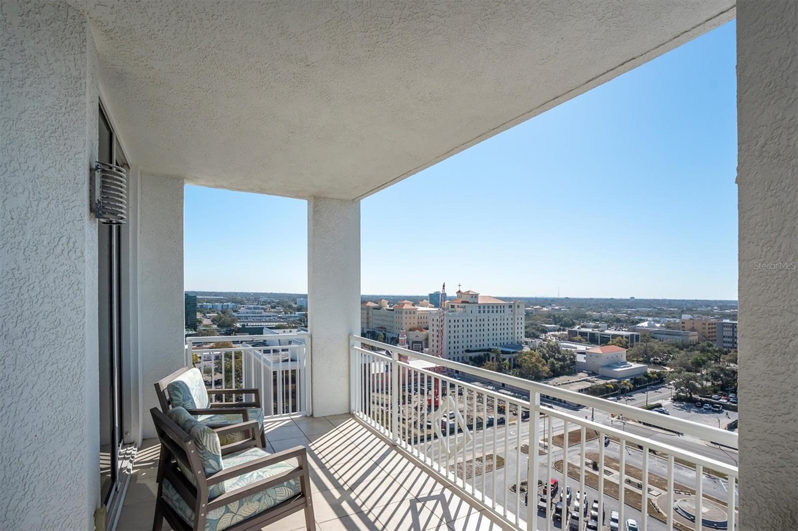 Image 21 of 37 For 331 Cleveland Street 1501