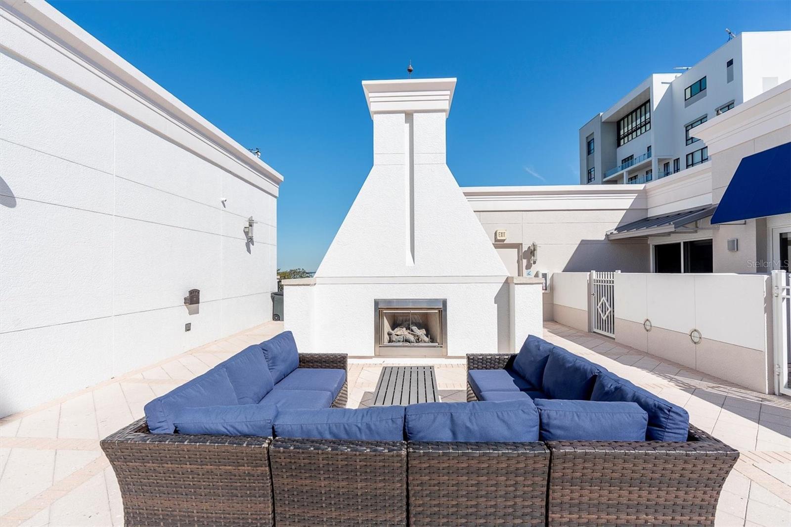 Image 27 of 37 For 331 Cleveland Street 1501