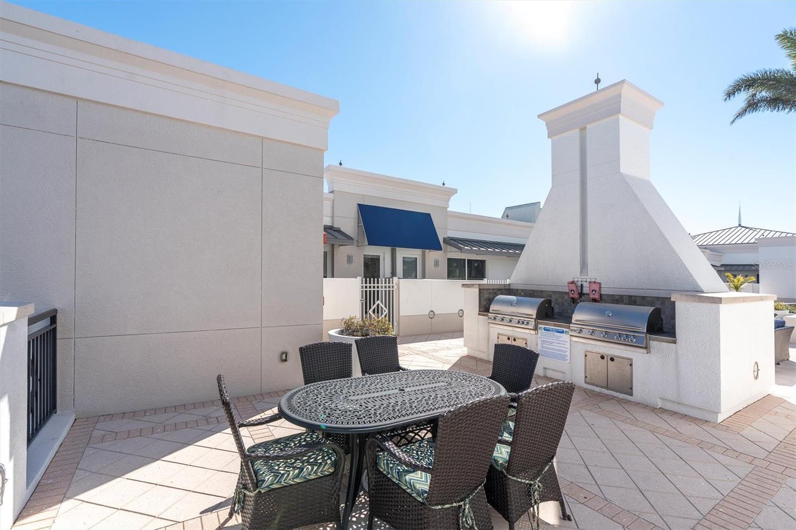 Image 28 of 37 For 331 Cleveland Street 1501