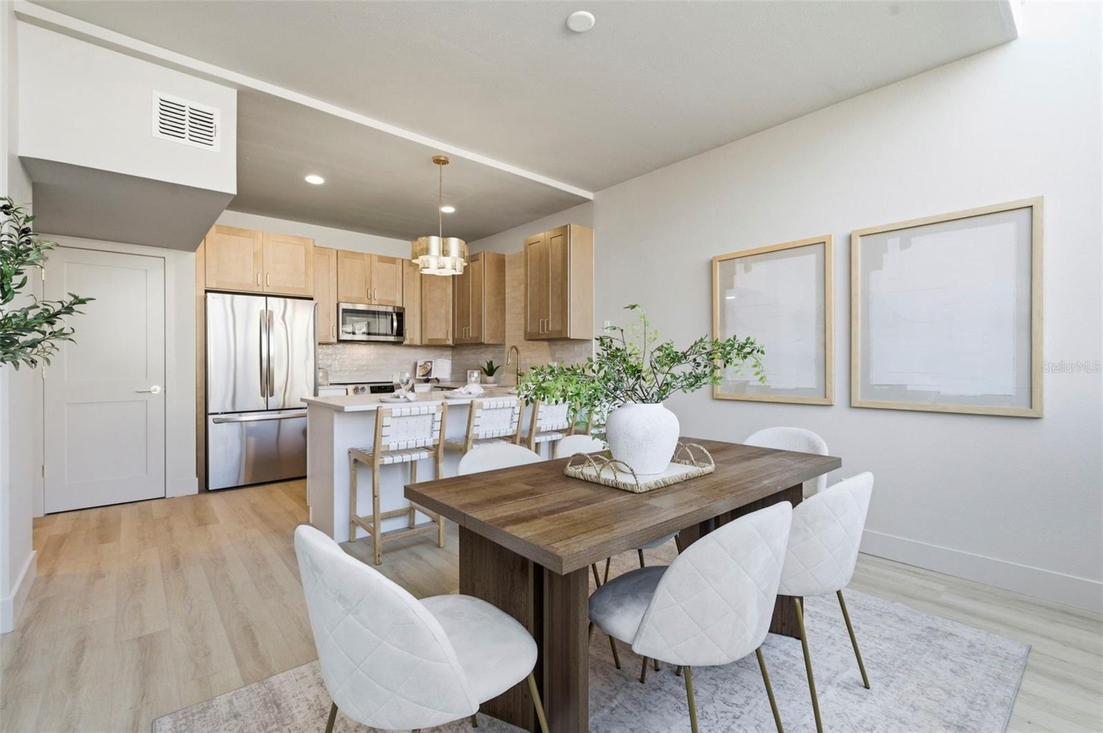 Image 10 of 45 For 557 Pinellas Bayway S 203