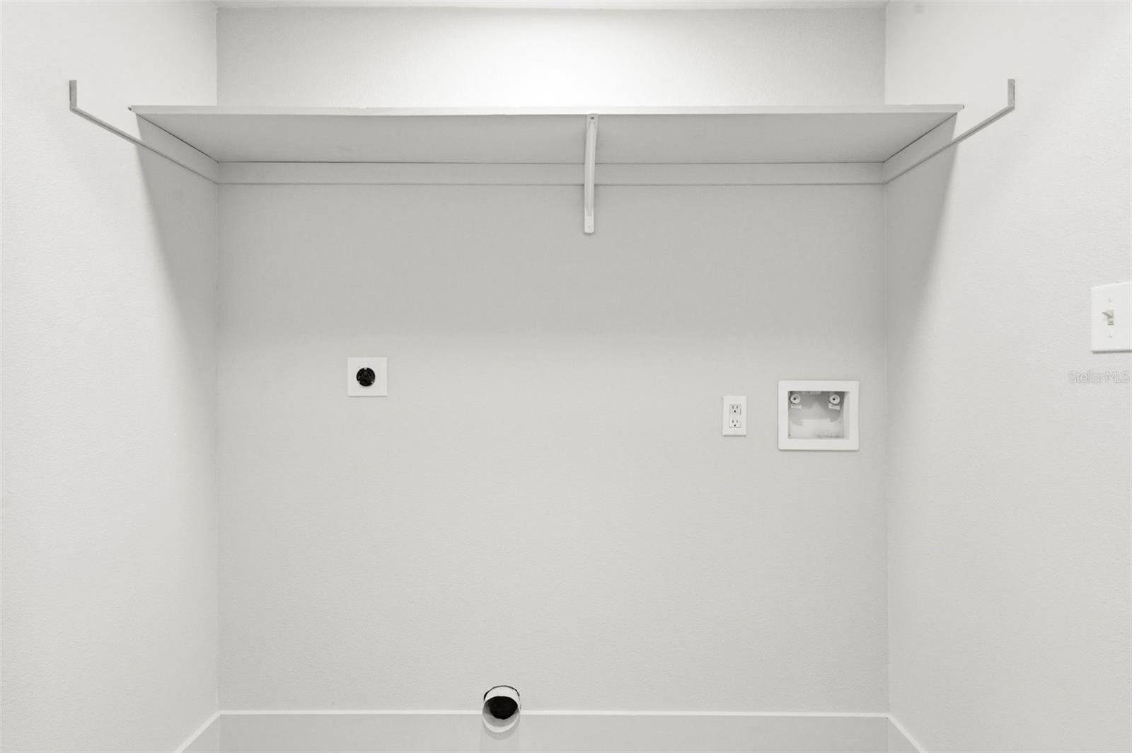 Image 28 of 45 For 557 Pinellas Bayway S 203