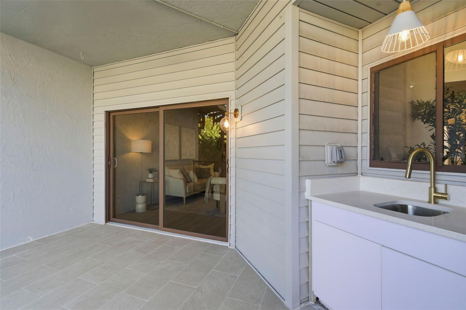 Image 33 of 45 For 557 Pinellas Bayway S 203