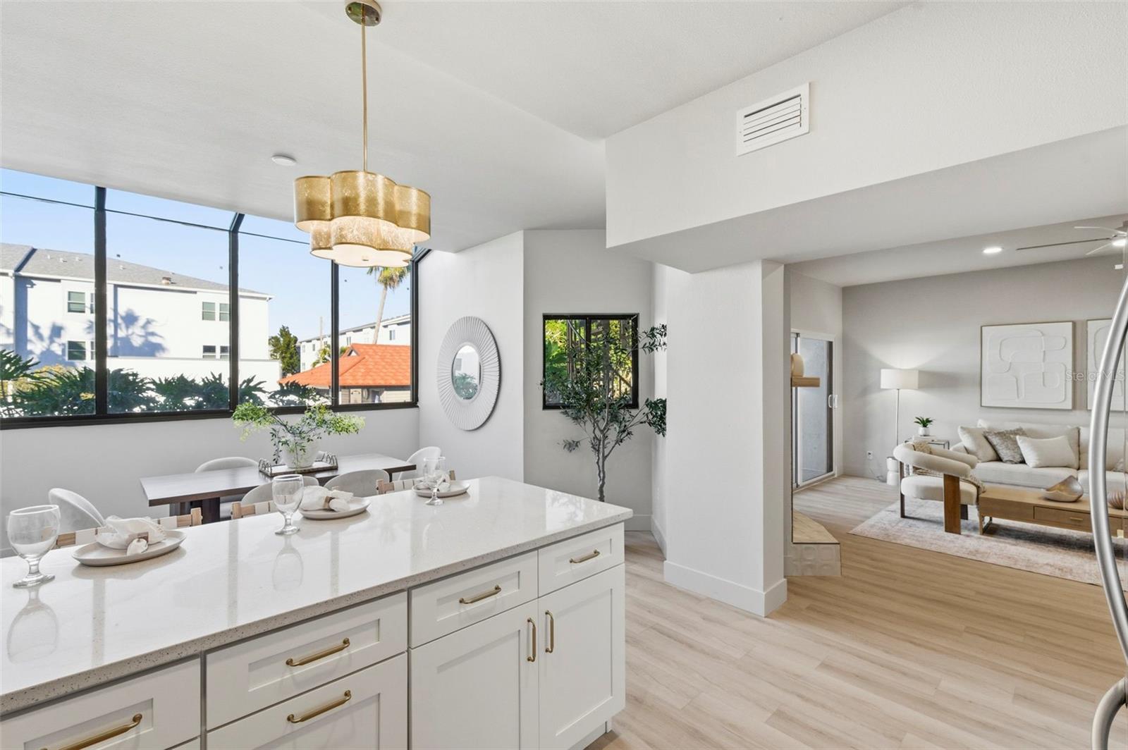 Image 6 of 45 For 557 Pinellas Bayway S 203