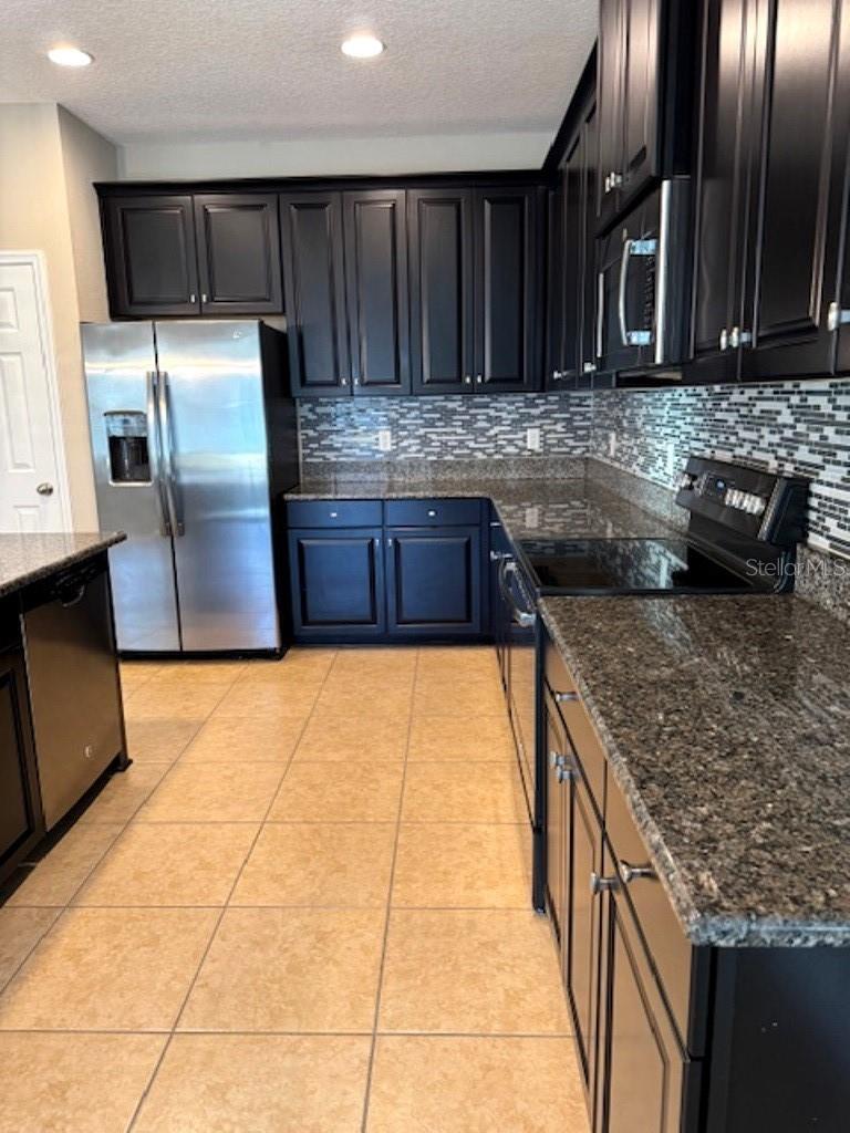 Image 14 of 40 For 11439 Carlton Fields Drive