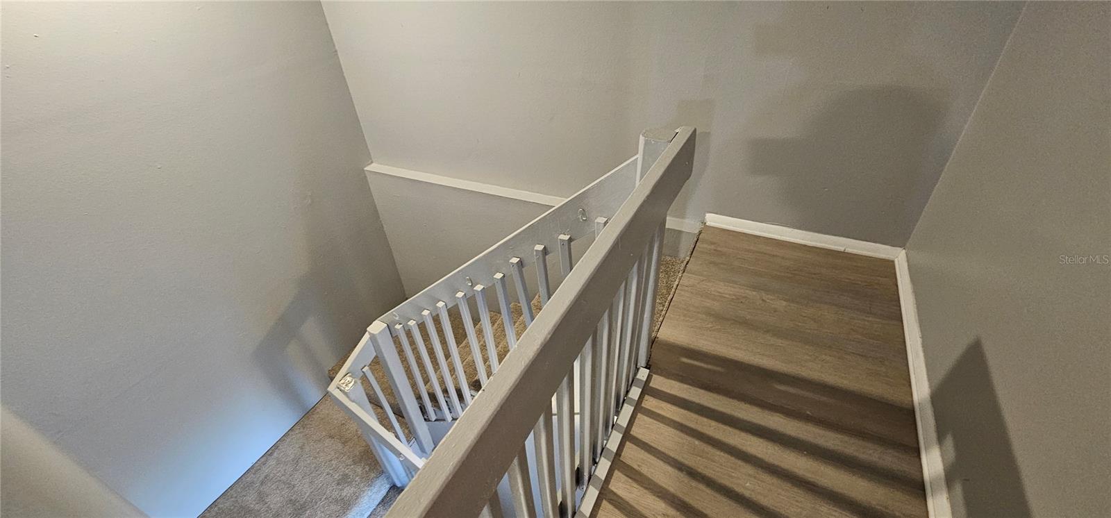 Listing photo id 13 for 760 17th Avenue S