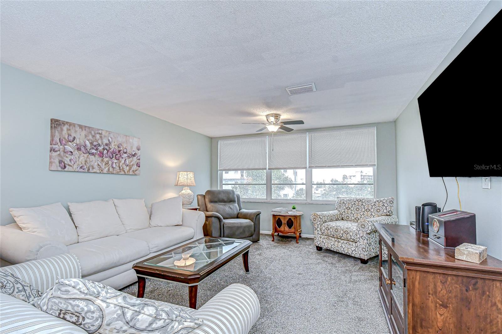 Image 14 of 35 For 5575 Gulf Boulevard 323