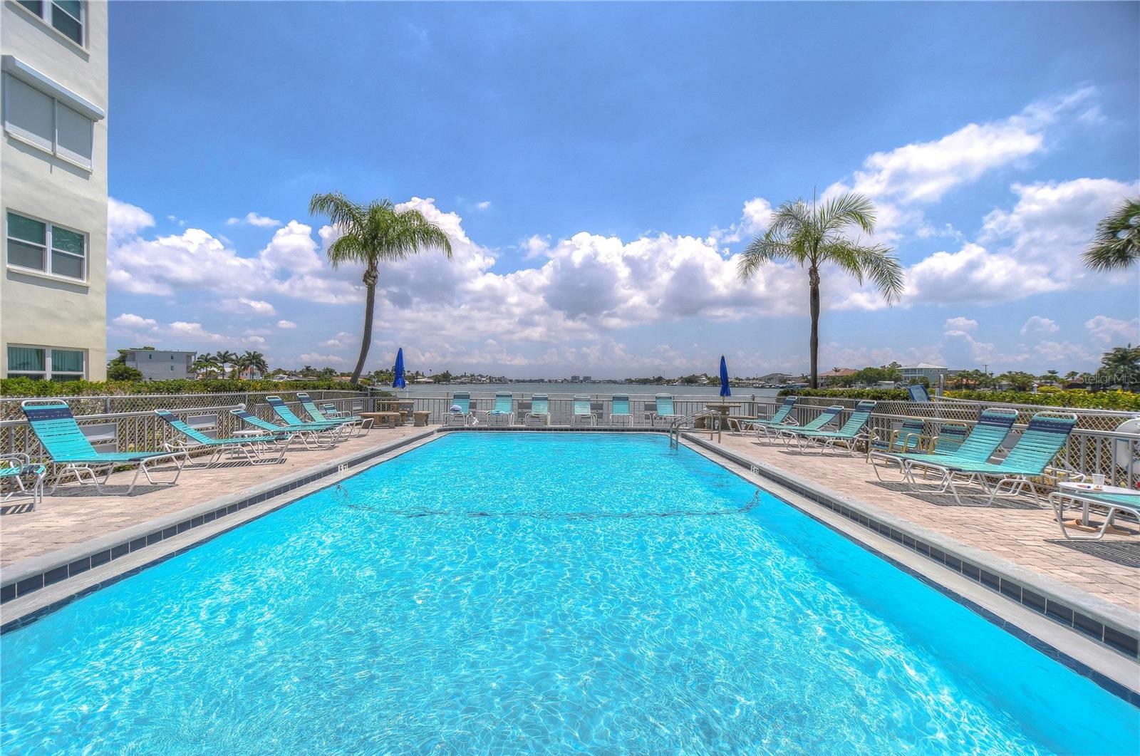 Image 32 of 35 For 5575 Gulf Boulevard 323