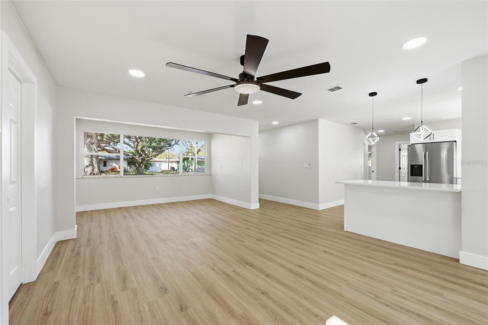 Image 11 of 31 For 5550 5th Way S