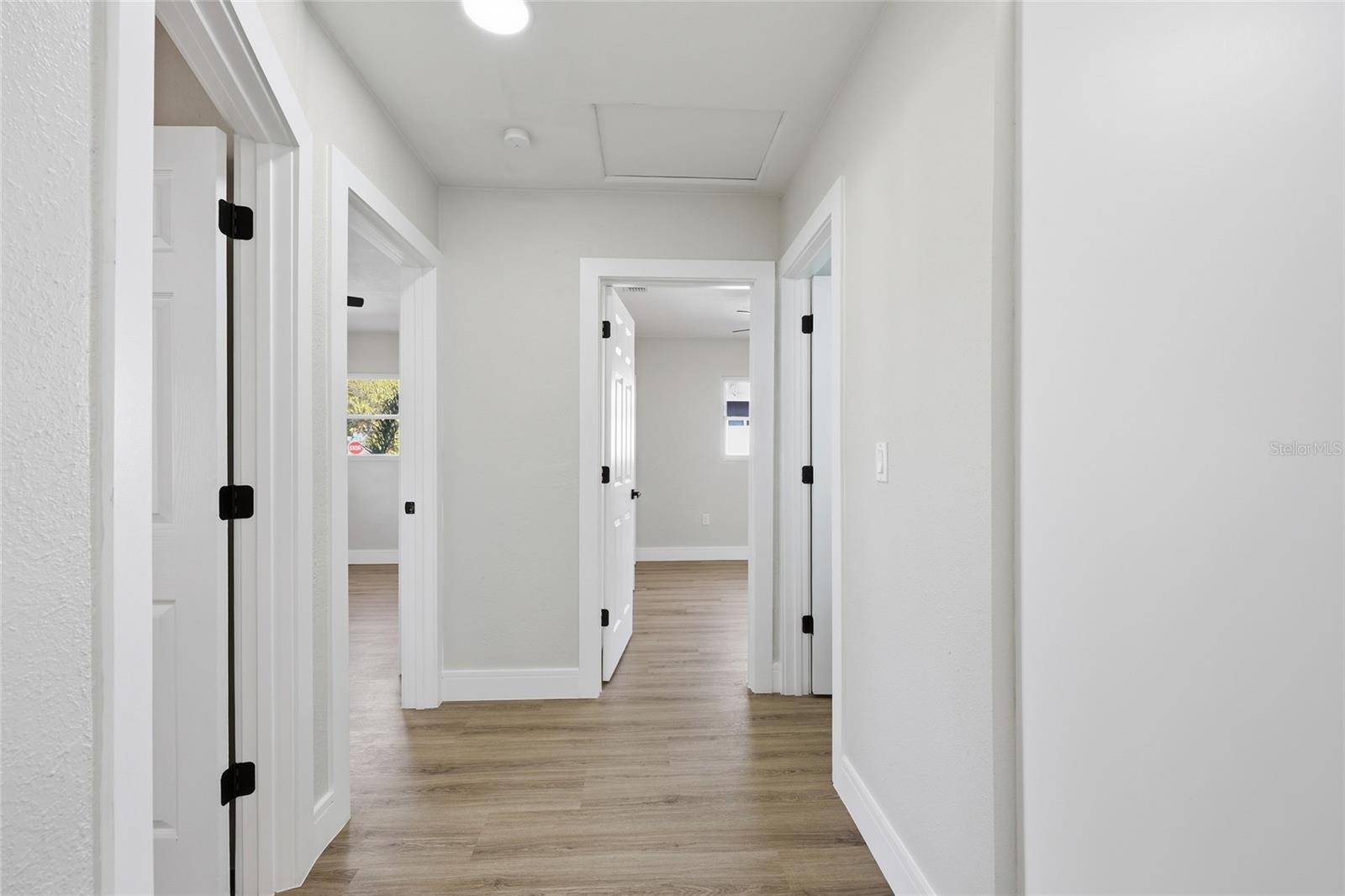 Image 12 of 31 For 5550 5th Way S