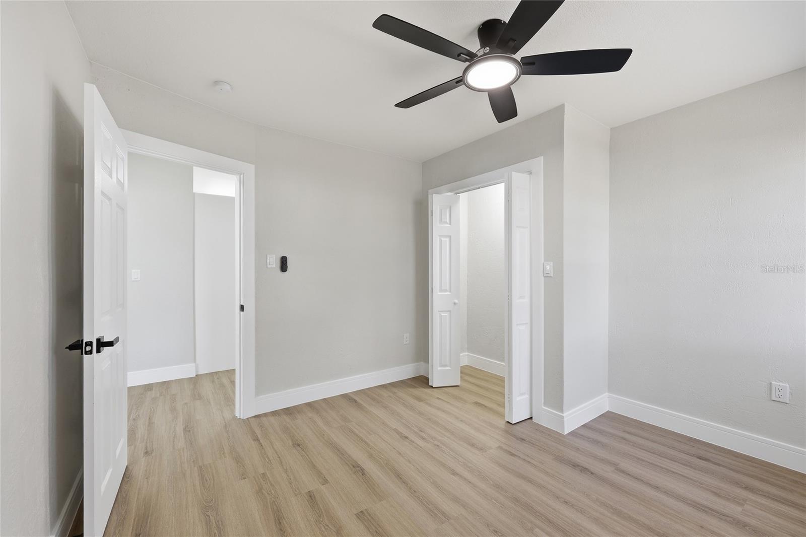 Image 24 of 31 For 5550 5th Way S