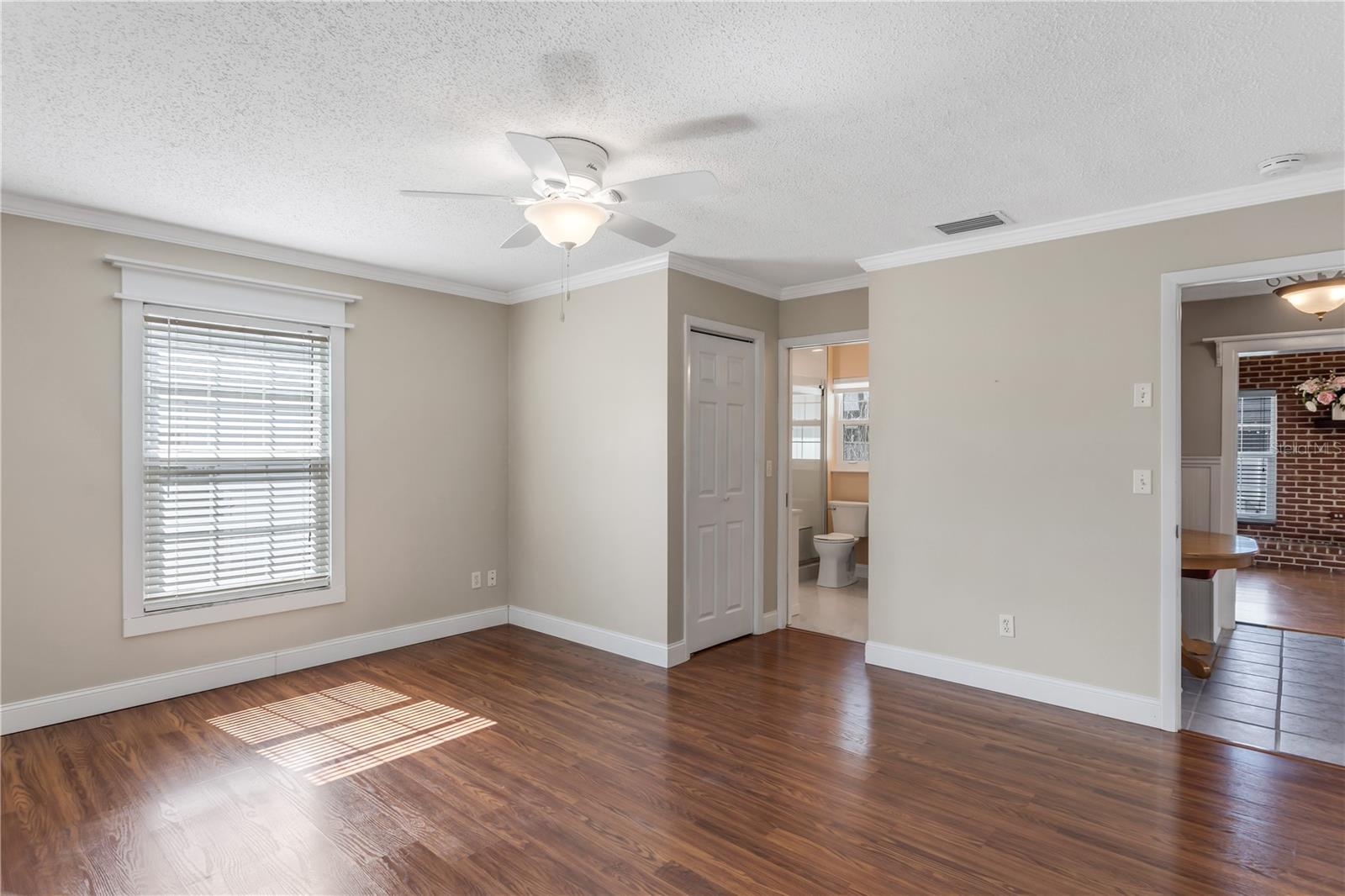 Image 17 of 37 For 1012 78th Street Nw