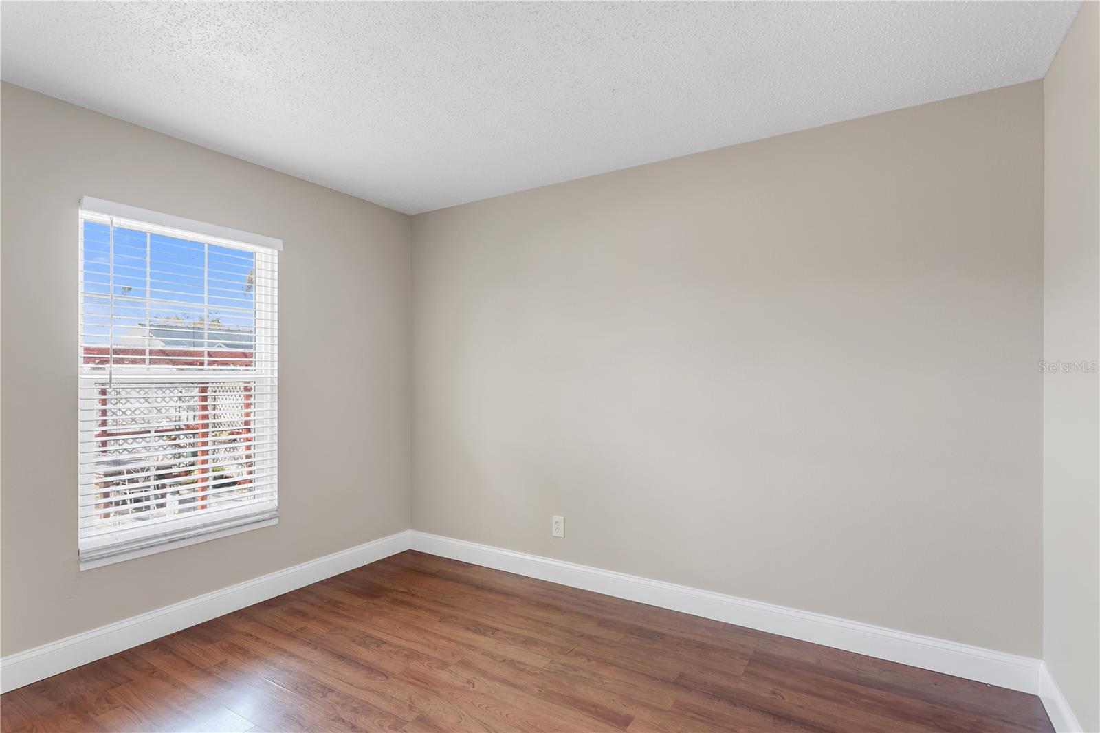 Image 20 of 37 For 1012 78th Street Nw