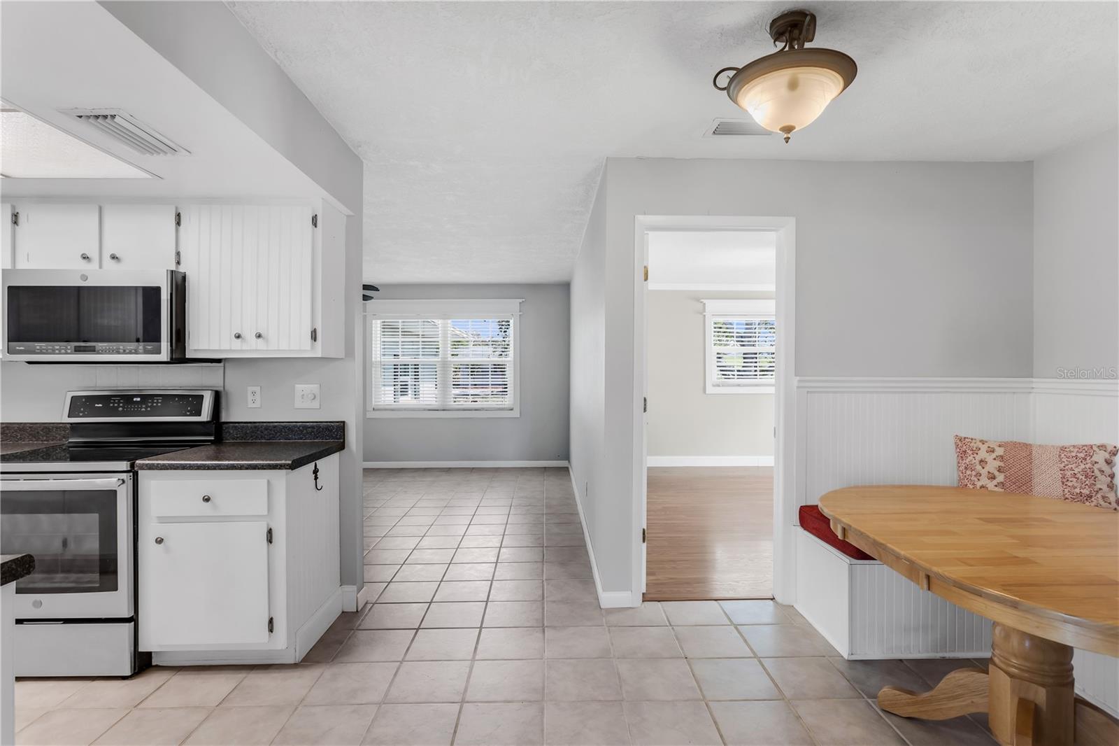 Image 5 of 37 For 1012 78th Street Nw