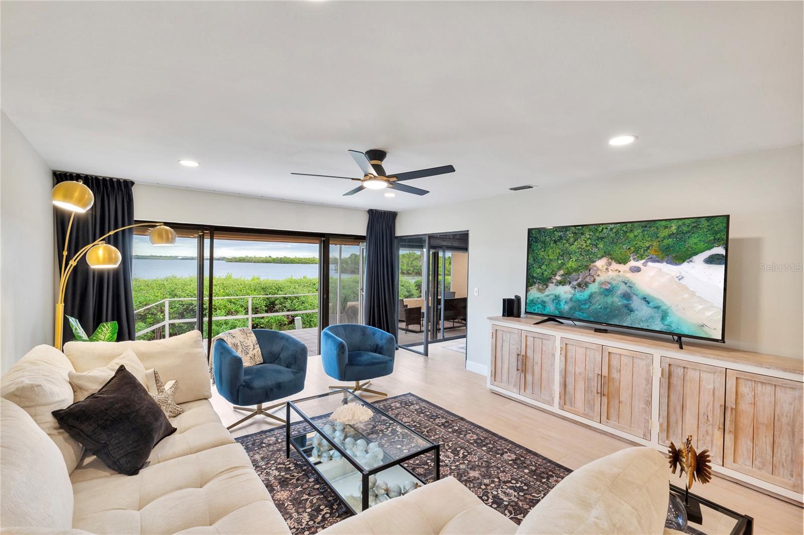 Details for 3887 Catalina Drive, BRADENTON, FL 34210