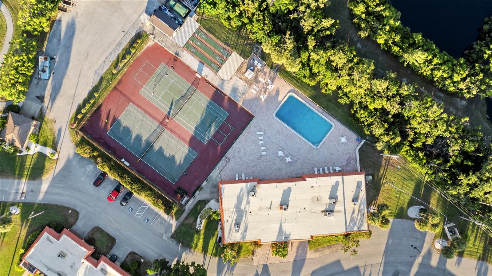 Image 44 of 49 For 3887 Catalina Drive