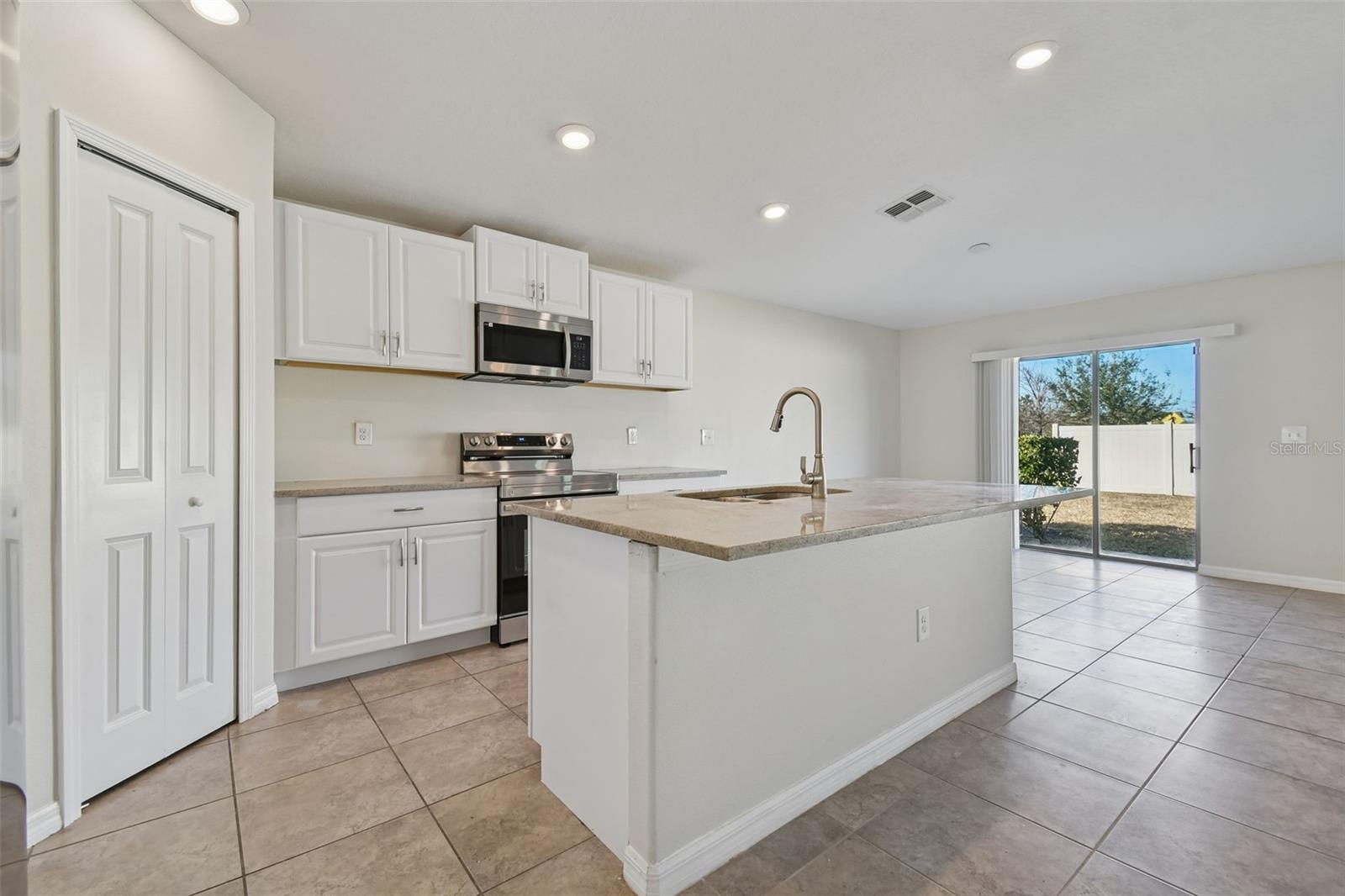 Image 7 of 57 For 15709 Demory Point Place