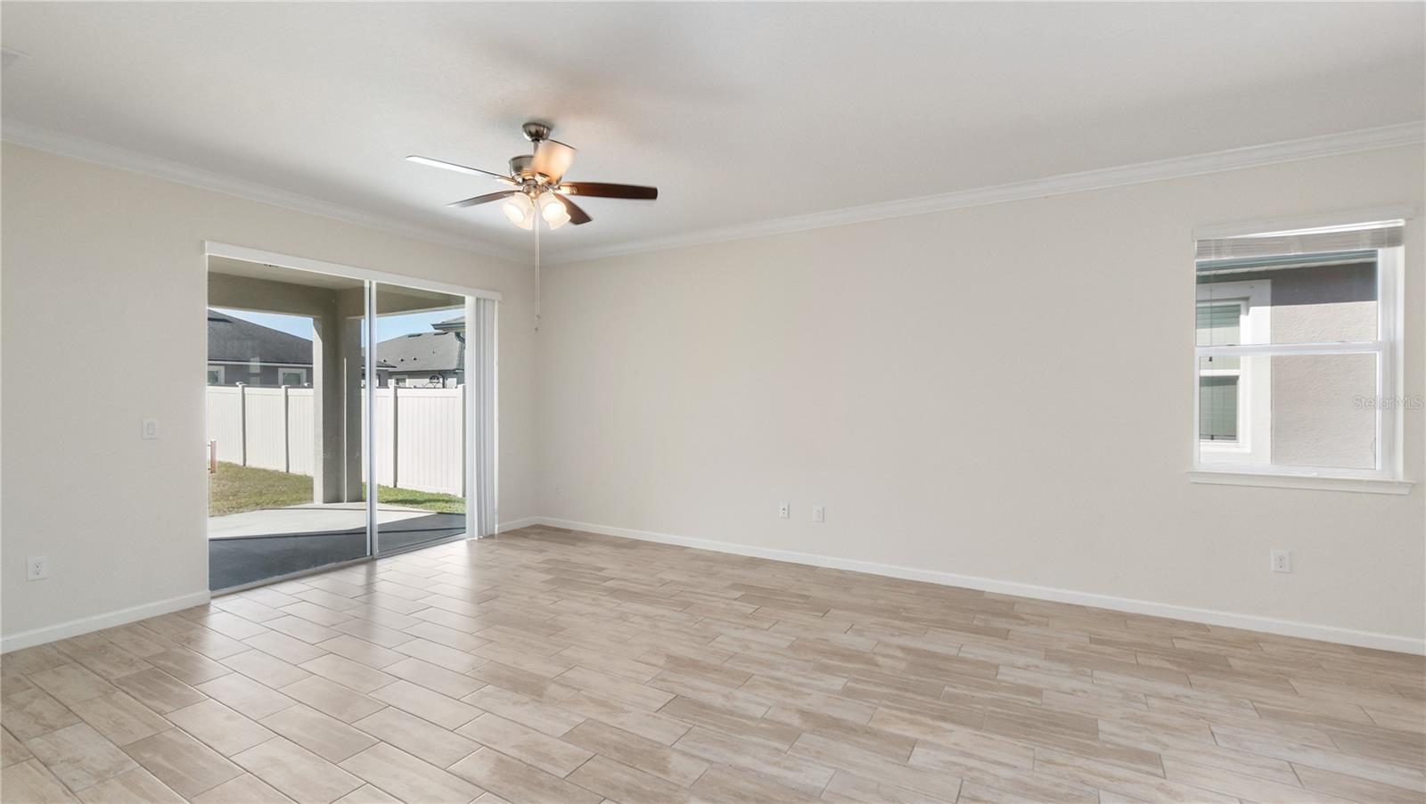 Image 16 of 40 For 10729 Planer Picket Drive