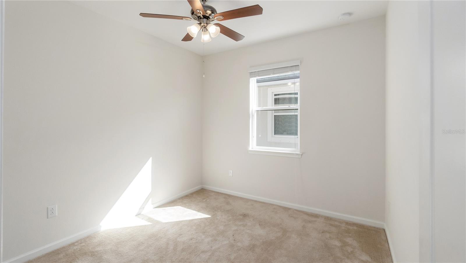 Image 18 of 40 For 10729 Planer Picket Drive