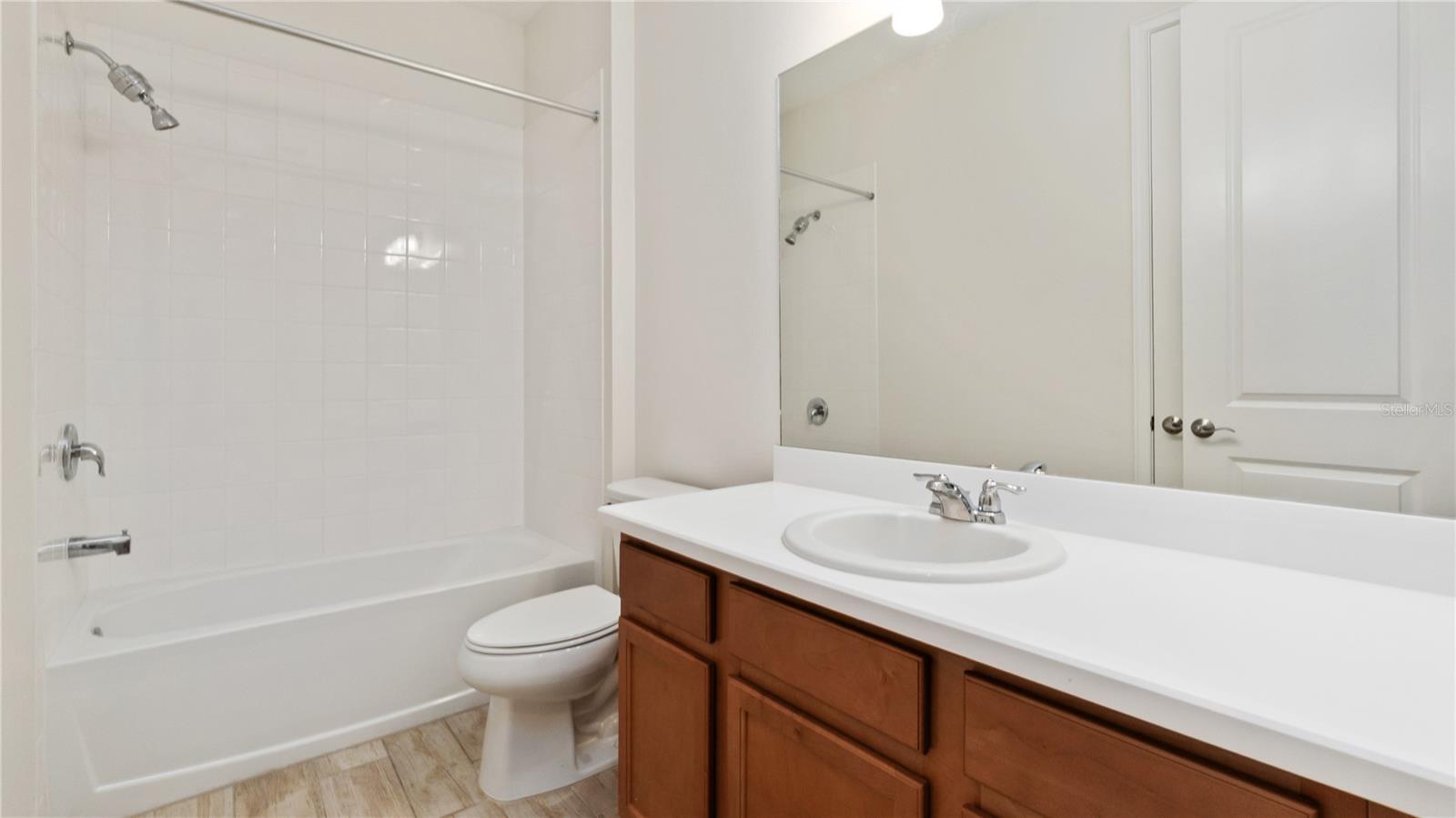 Image 21 of 40 For 10729 Planer Picket Drive