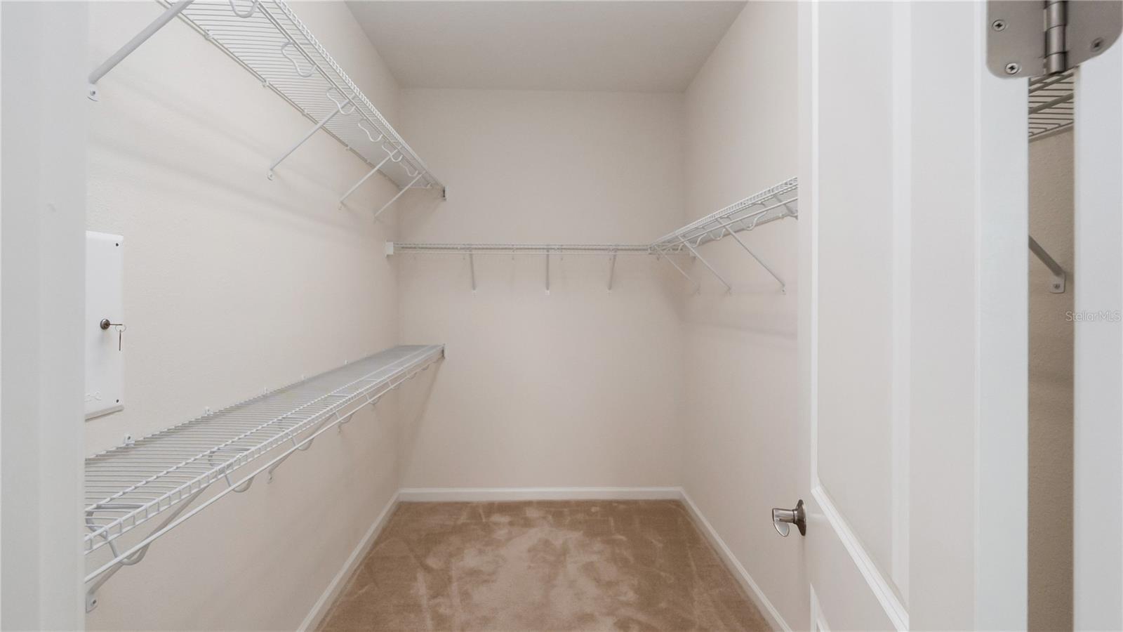 Image 26 of 40 For 10729 Planer Picket Drive