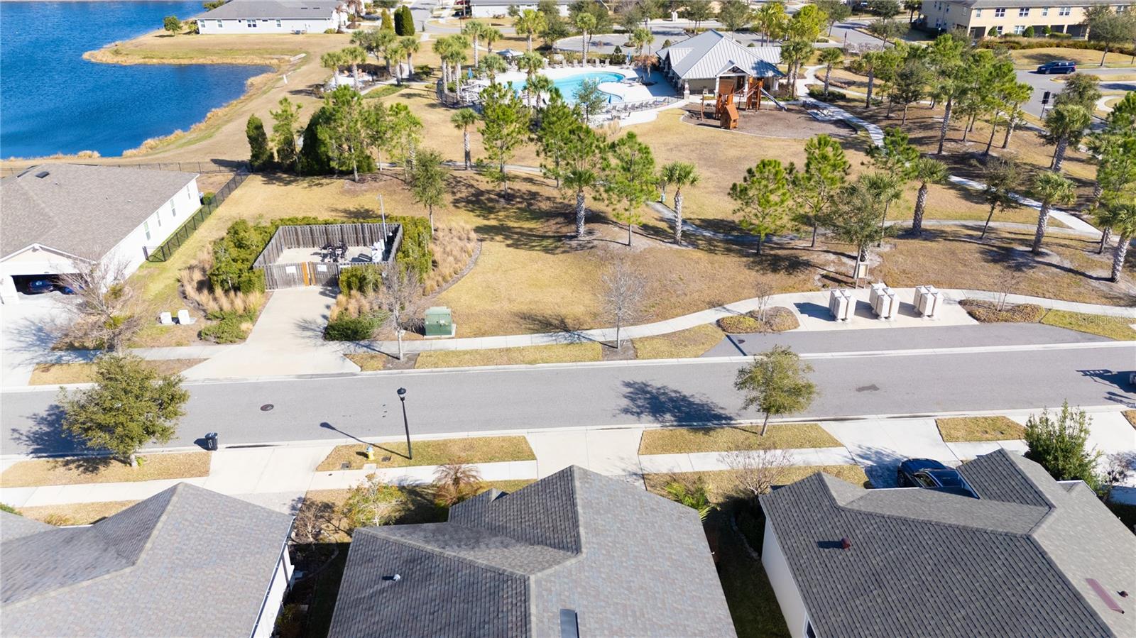 Image 5 of 40 For 10729 Planer Picket Drive