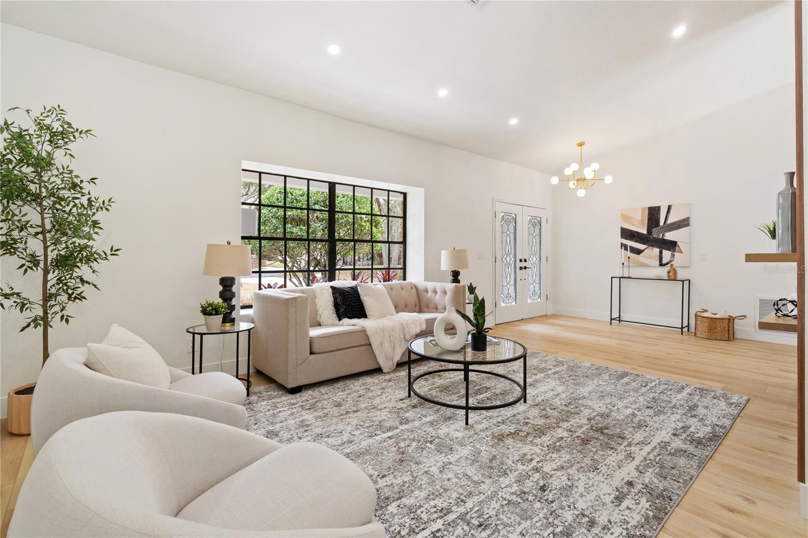 Image 6 of 41 For 346 Carson Lane