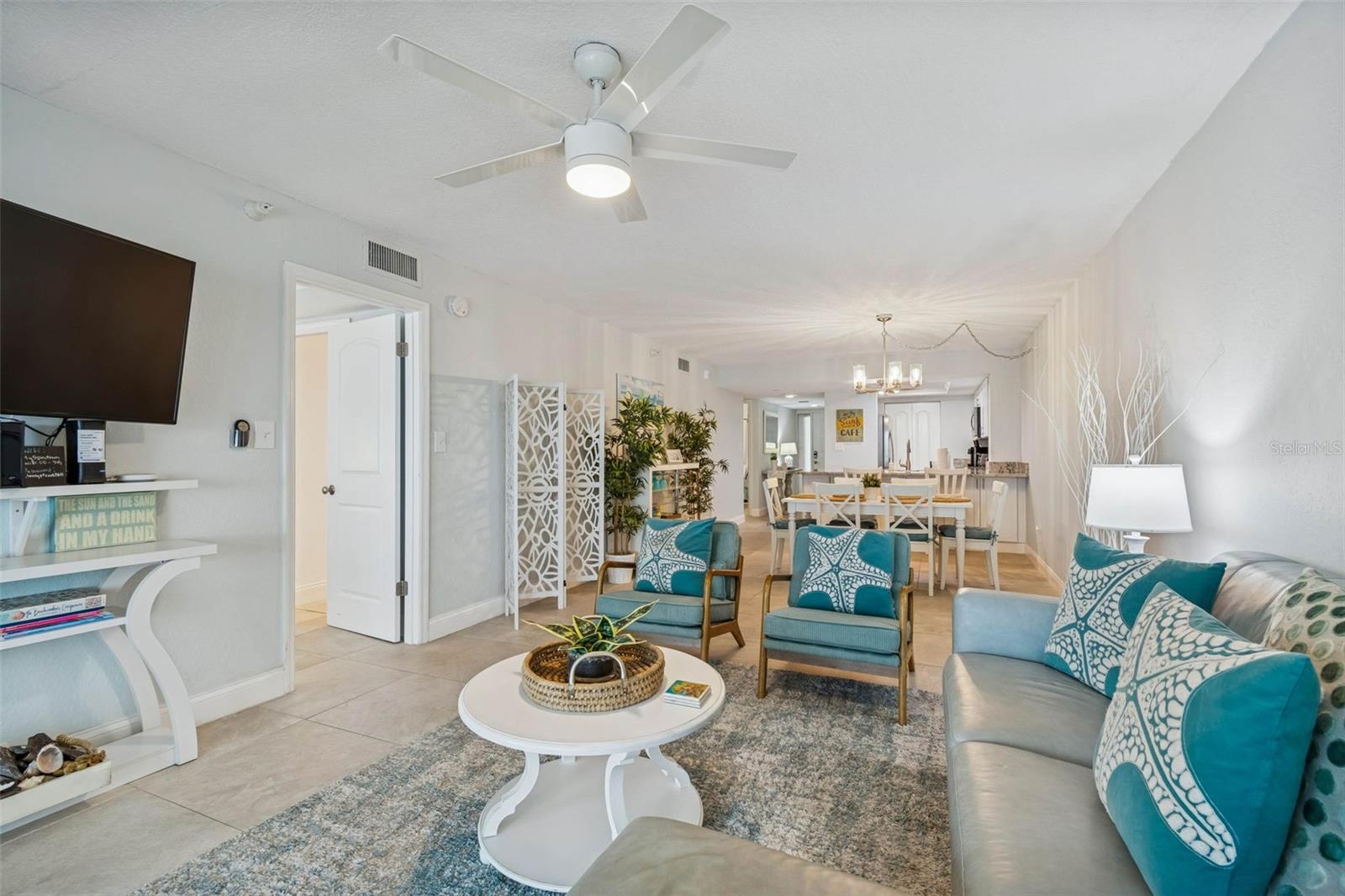 Listing photo id 9 for 14600 Gulf Boulevard 102