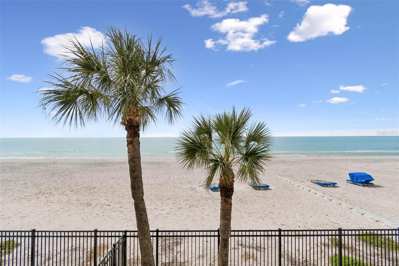 Listing photo id 24 for 14600 Gulf Boulevard 102