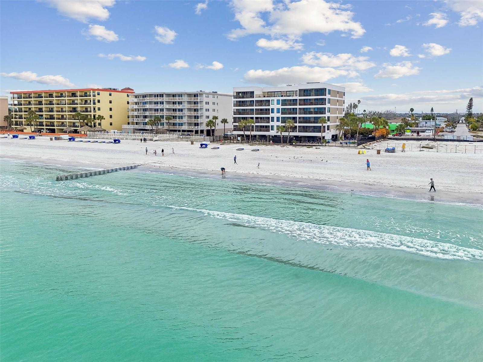 Listing photo id 38 for 14600 Gulf Boulevard 102