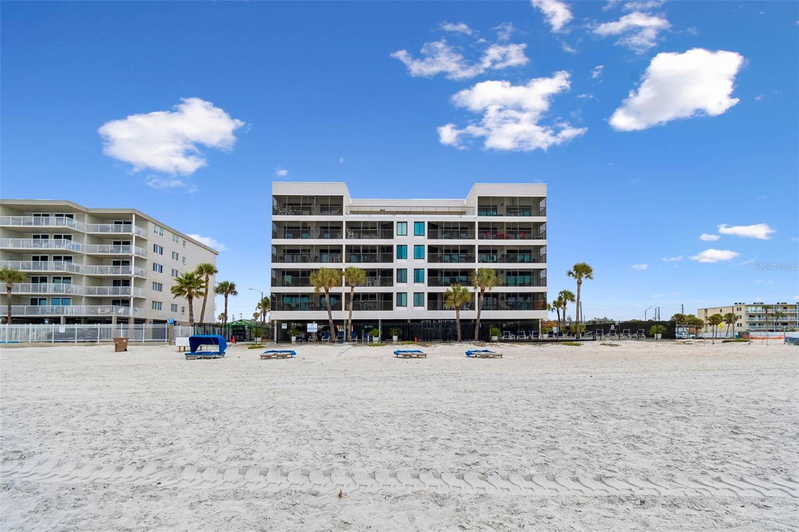 Listing photo id 42 for 14600 Gulf Boulevard 102