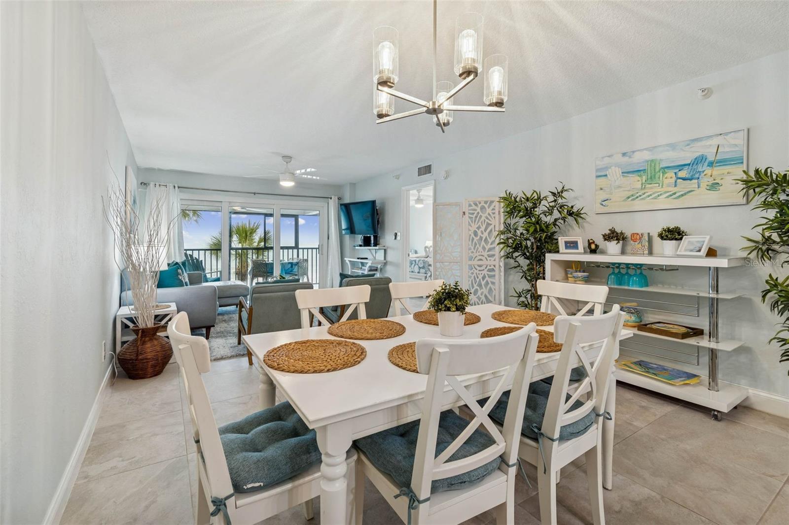 Listing photo id 5 for 14600 Gulf Boulevard 102