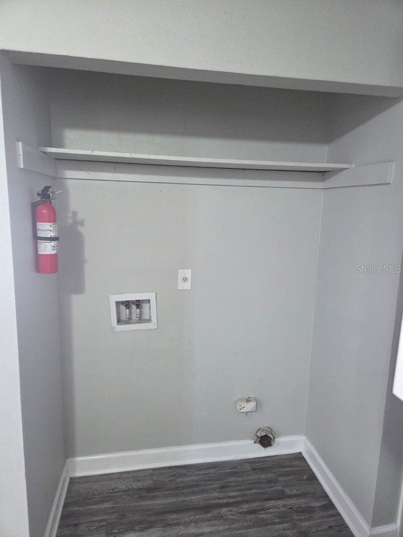 Image 8 of 9 For 2322 Saint John Street B