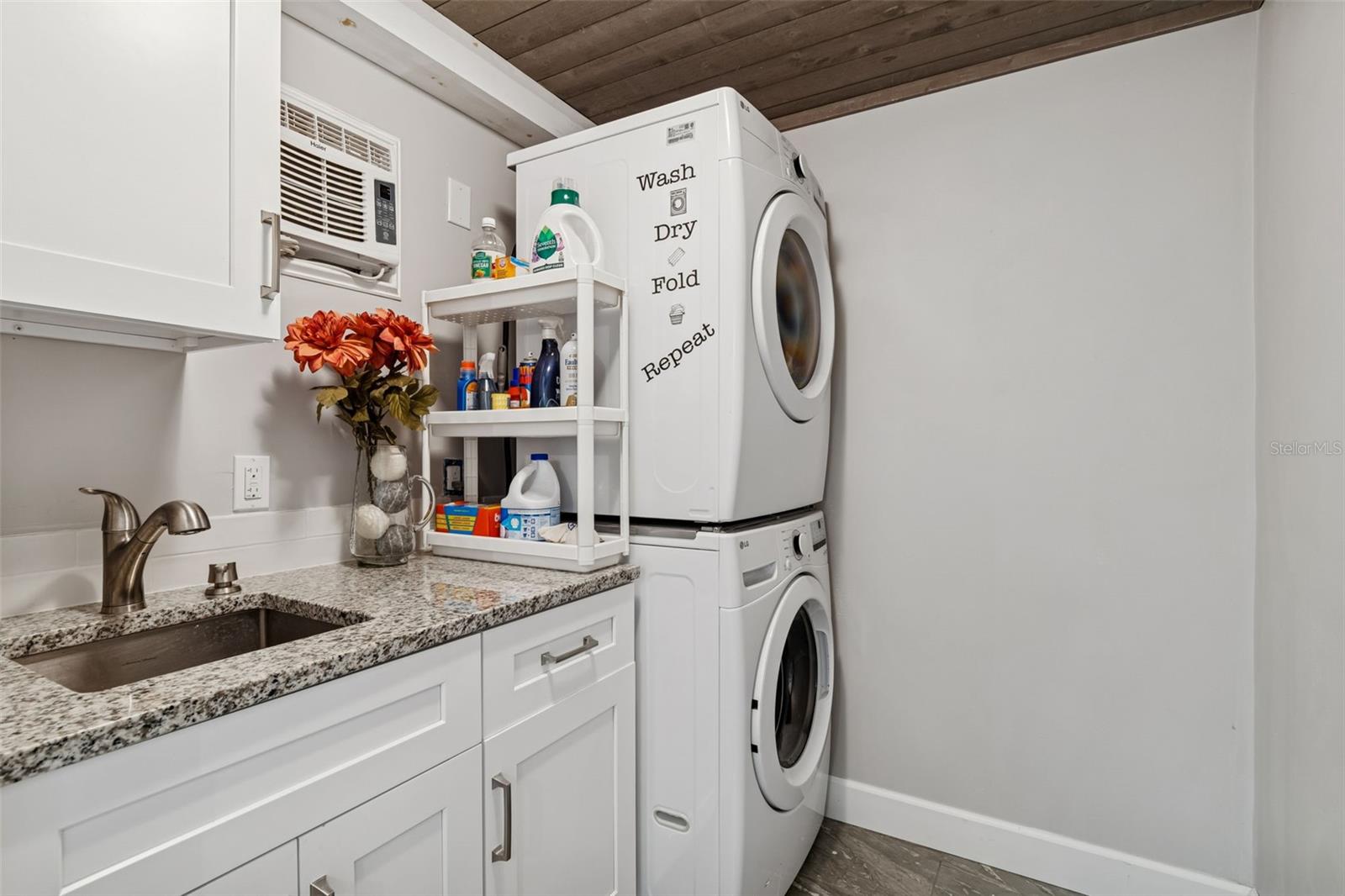 Image 42 of 85 For 2427 Baywood Drive W