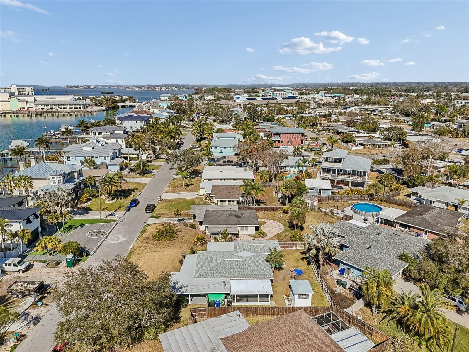 Image 67 of 85 For 2427 Baywood Drive W