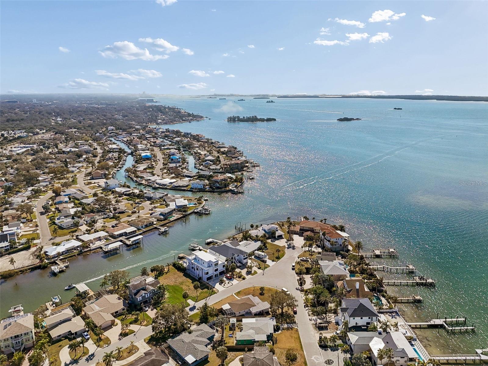 Image 69 of 85 For 2427 Baywood Drive W