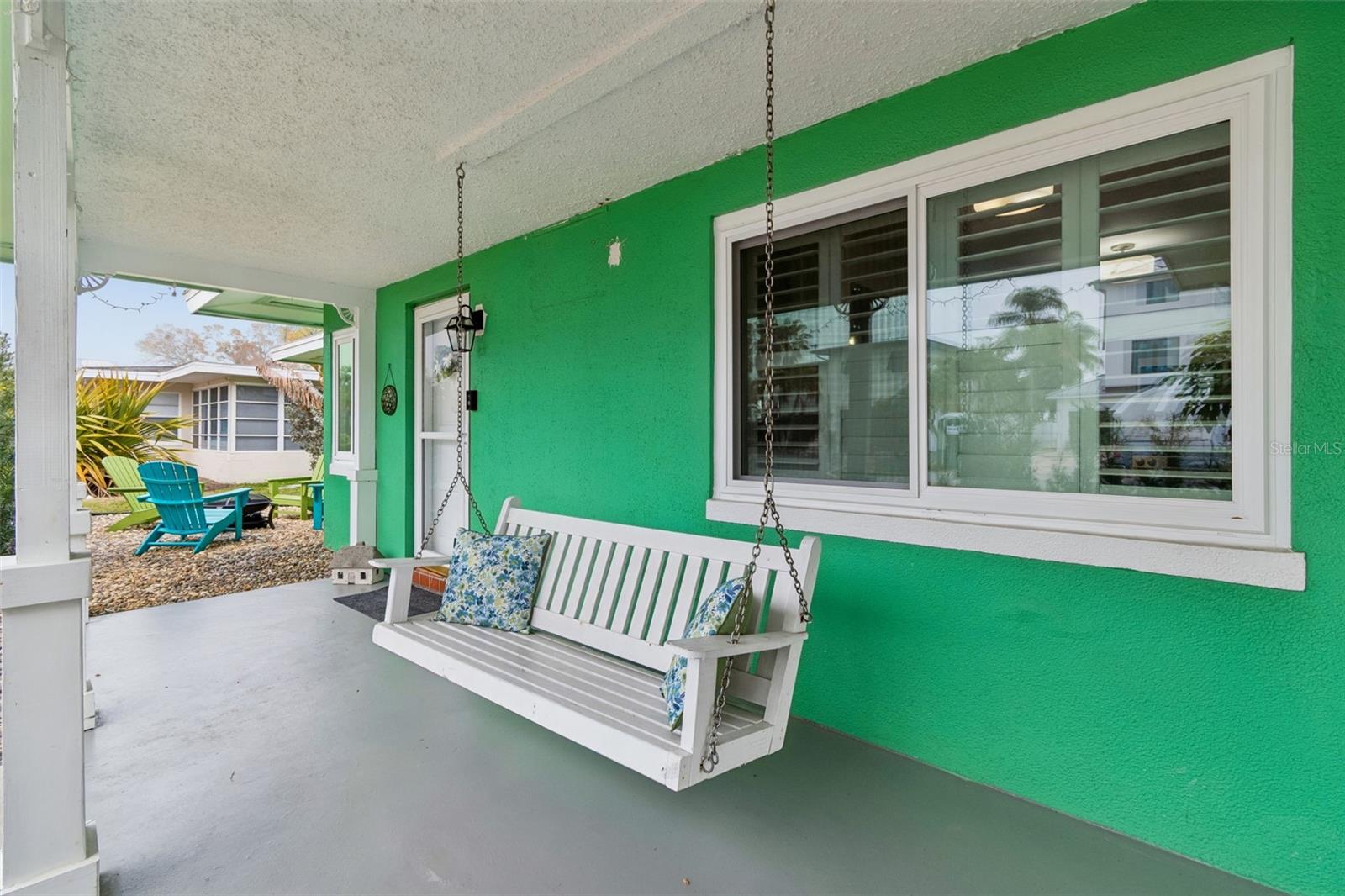 Image 8 of 85 For 2427 Baywood Drive W