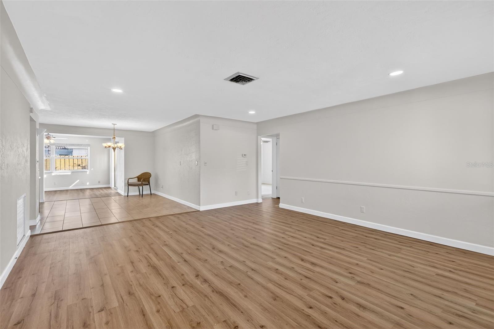 Image 17 of 29 For 13483 87th Avenue