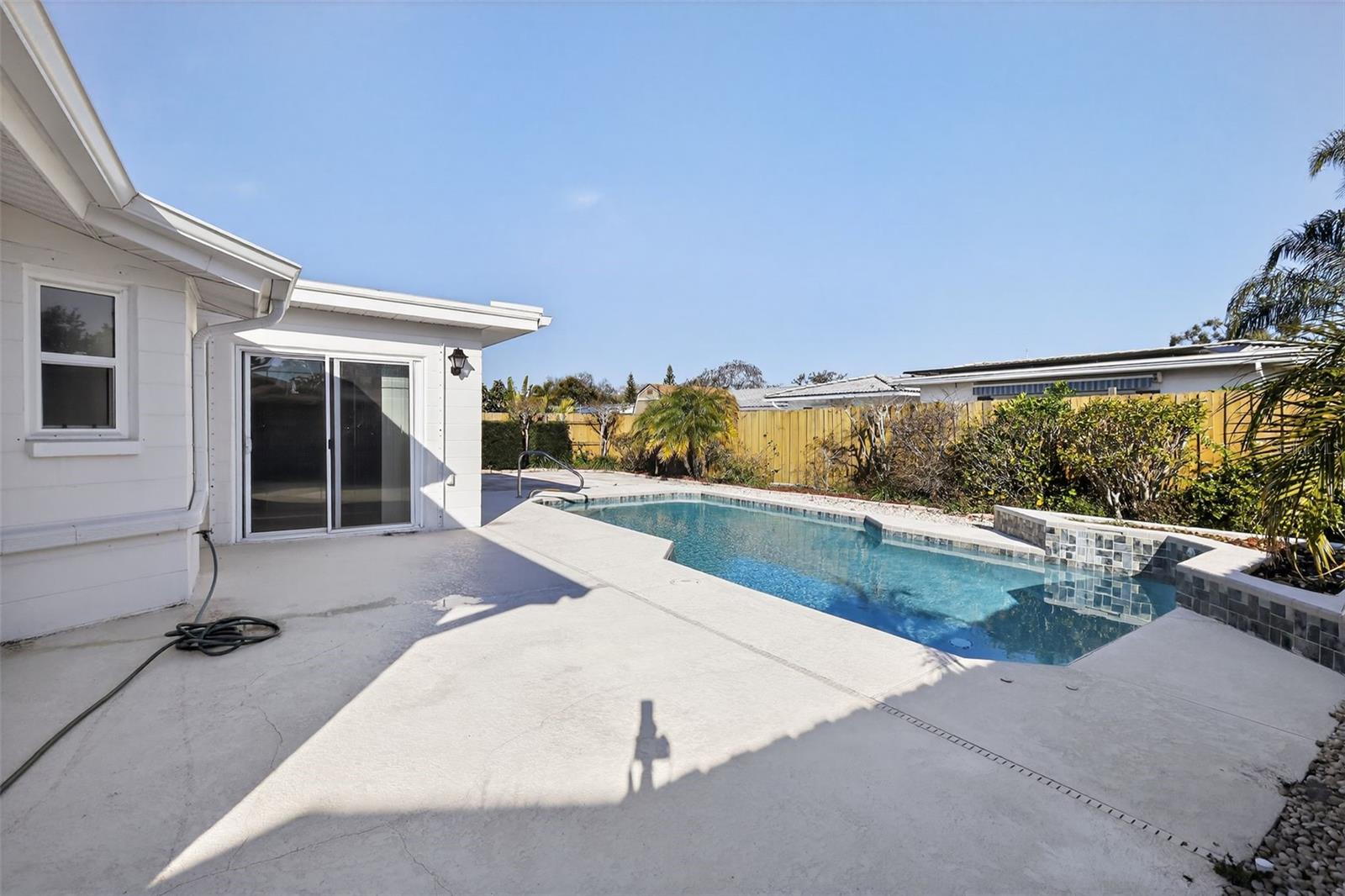 Image 8 of 29 For 13483 87th Avenue