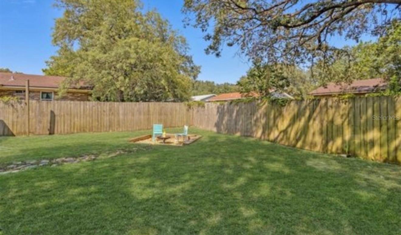 Image 25 of 25 For 924 Division Street